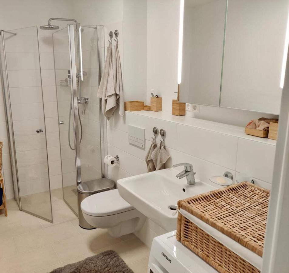 Neue Stillvolle Wohnung Im Steinbach Palais, Ideale Lage บาดซาโรว์ ภายนอก รูปภาพ
