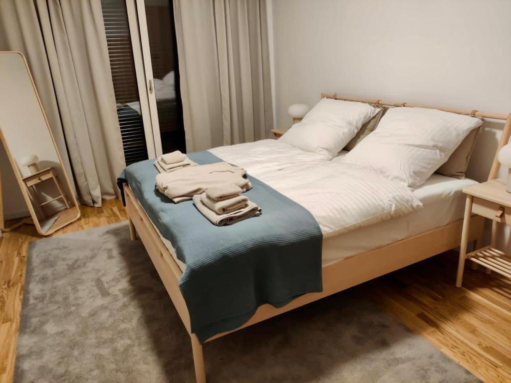 Neue Stillvolle Wohnung Im Steinbach Palais, Ideale Lage บาดซาโรว์ ภายนอก รูปภาพ